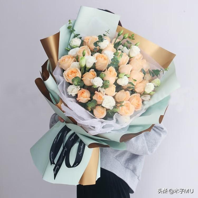 玫瑰送33朵代表什么意思-（玫瑰送19朵好还是33朵好）(图3)