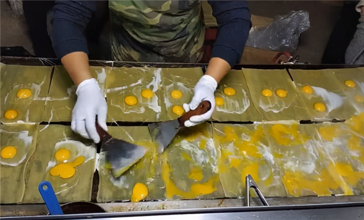 烤冷面是哪儿的小吃（烤冷面是哪个地方的小吃）(图8)