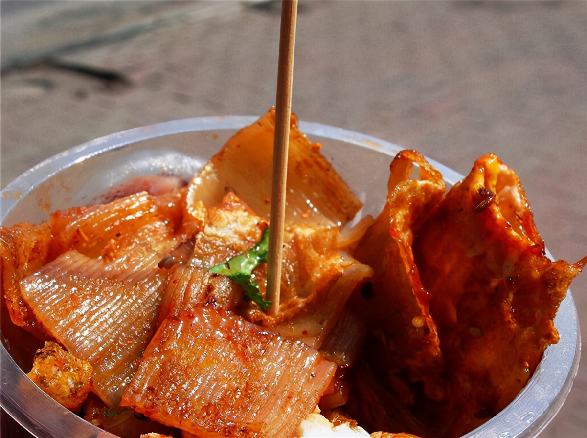 烤冷面是哪儿的小吃（烤冷面是哪个地方的小吃）(图4)