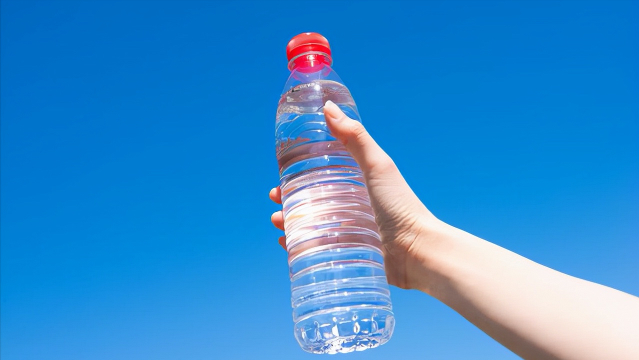 坐飞机可以携带洗发水和沐浴露吗(飞机上能带洗发水和沐浴露吗)(图5) 坐飞机可以携带洗发水和沐浴露吗(飞机上能带洗发水和沐浴露吗)(图5)