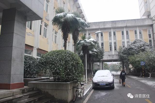 在线漫画阅读百年漫画网（天天漫画网全世界都在看他的漫画）(6)