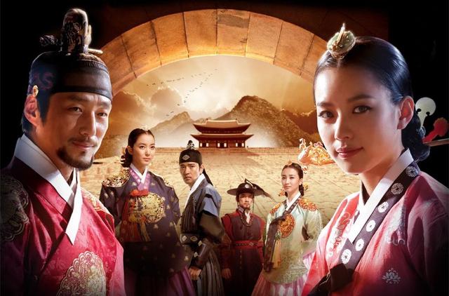 李钟硕韩孝周拍的什么剧(除了和李钟硕合作W两个世界)(4)