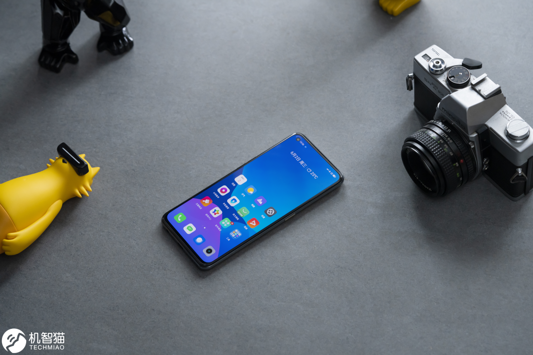 真我gt neo闪速版值得买吗(真我gt neo闪速版参数评测)(图3) 真我gt neo闪速版值得买吗(真我gt neo闪速版参数评测)(图3)