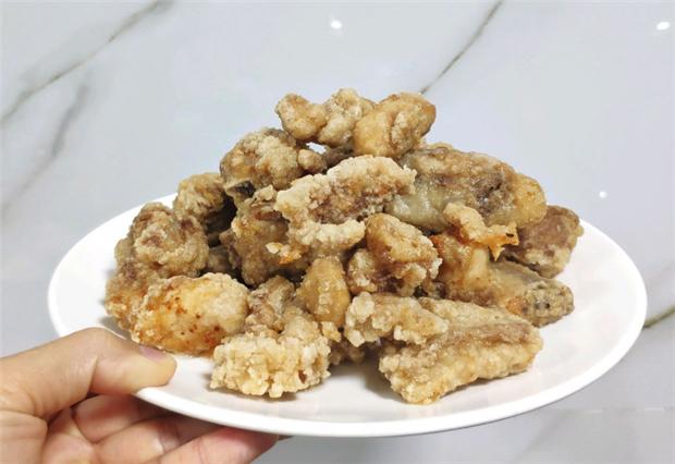 怎么吃菠萝才是正确的吃法(吃菠萝怕上火试试这种吃法)(6)