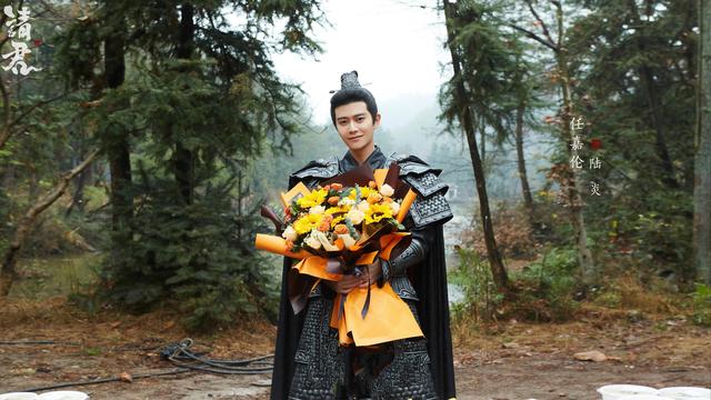 任嘉伦李沁合作的剧（李沁主演电视剧请君）(5)