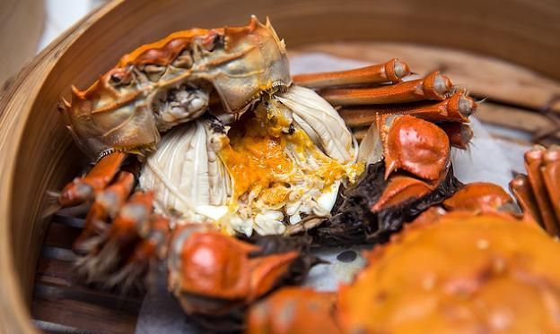 大闸蟹活着能冻起来吗,吃不了的螃蟹放冷冻上可以吗?图6