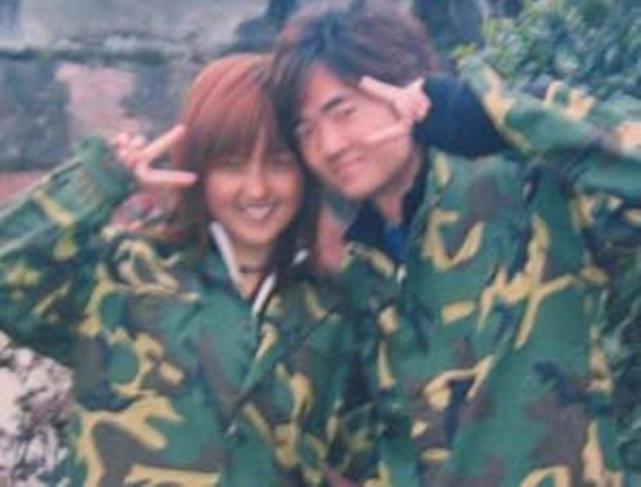 何洁和释小龙结婚了吗_两人分手的原因