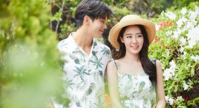 ​男人注视心上人的眼神（异性对视先移开眼睛的人）