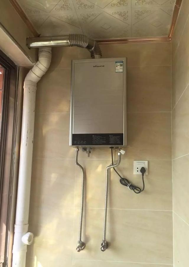 家用单门冰箱尺寸一般是多少(单门冰箱尺寸规格一般是多少)