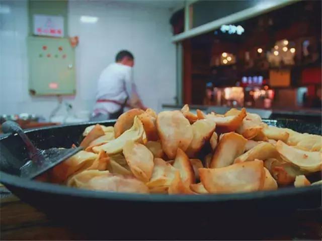 重庆十大老字号菜馆（重庆最强的8家餐饮老字号）(1)