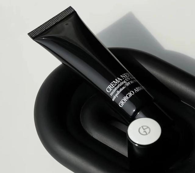 哪个牌子的防晒霜好用(盘点5款公认的大牌防晒霜)(6)