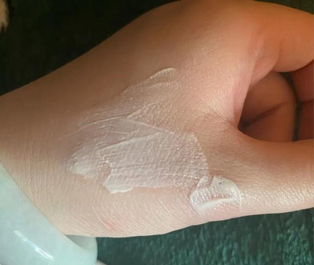 哪个牌子的防晒霜好用(盘点5款公认的大牌防晒霜)(16)