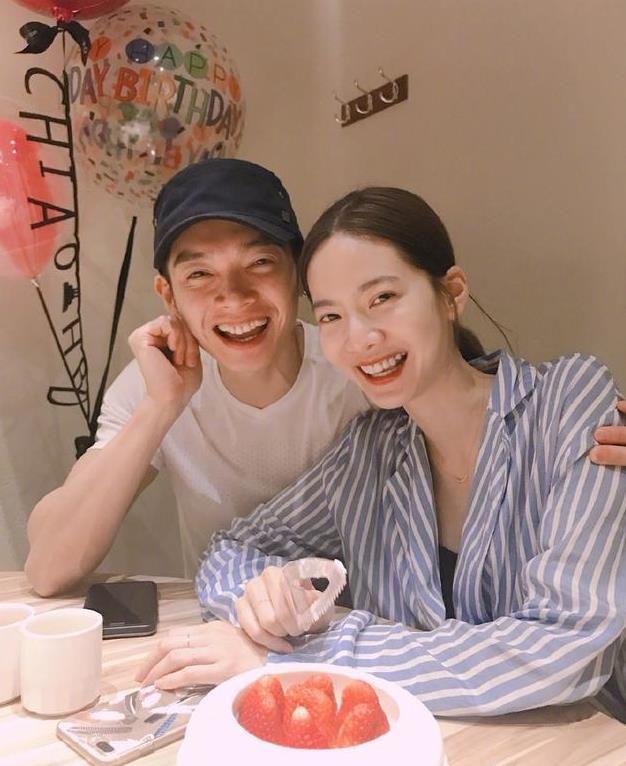 曾之乔现在照片（辰亦儒曾之乔什么时候结婚的）(1)