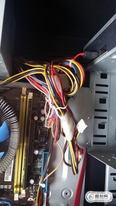 教你如何DIY组装电脑主机(电脑组装教程图解详细步骤)