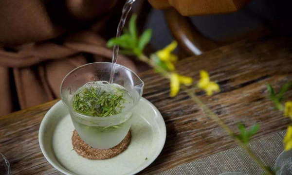 我国著名的绿茶有哪些,我国是茶叶的故乡,绿茶是最古老的品种,是我国品种最多图3