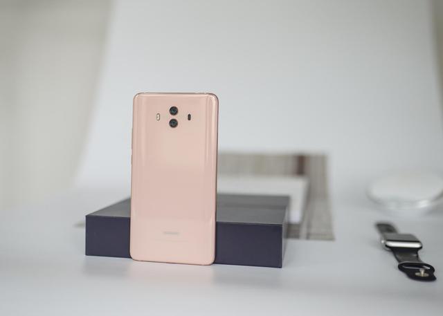 华为mate10参数配置详情(华为Mate10国行深度评测)(1)