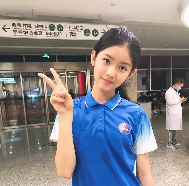 大江大河梁思申和她外公的关系(曾是大江大河甜美梁思申)(21)