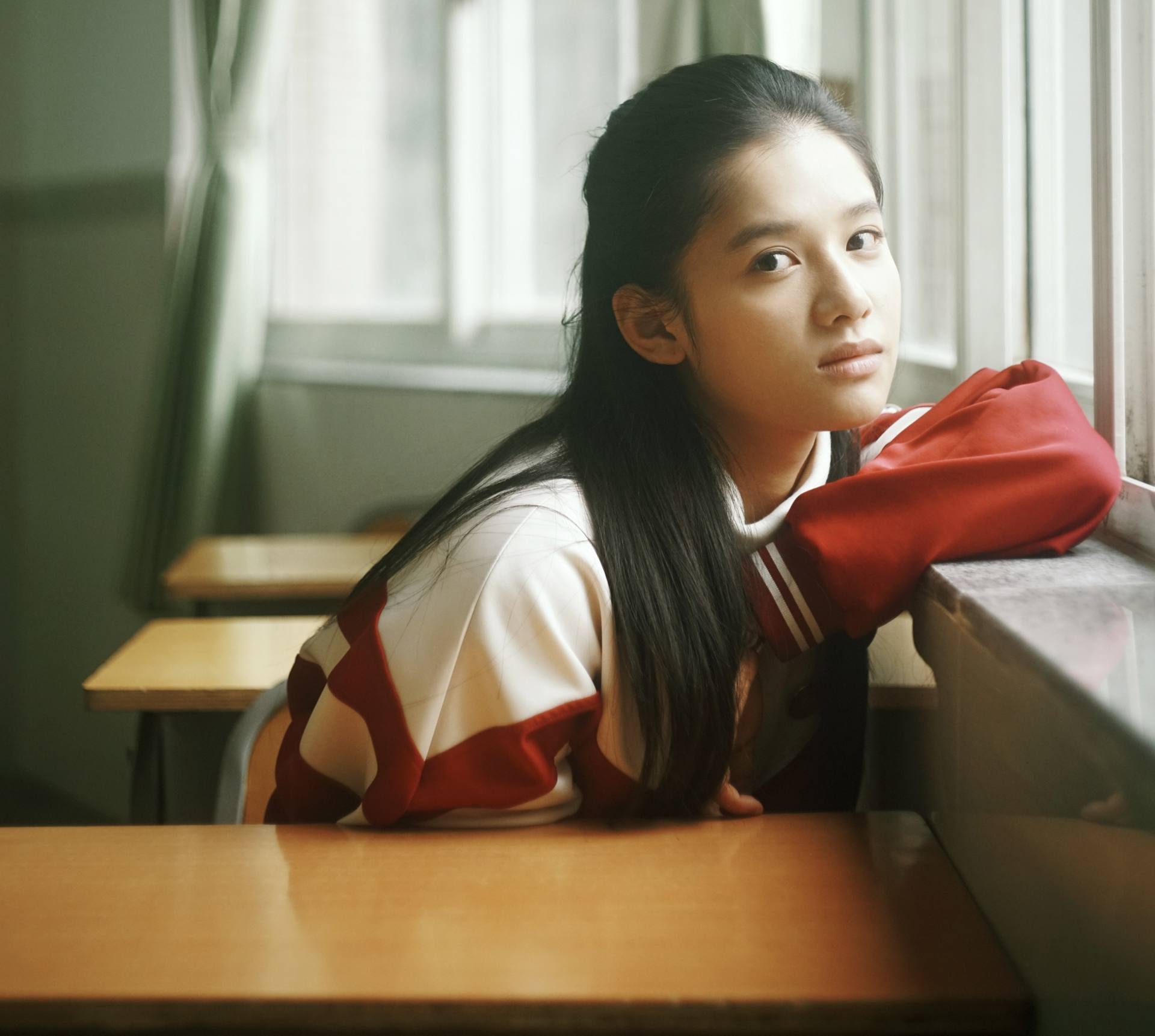 周也和张婧仪谁更好看（周也张婧仪长得一模一样）(图4)