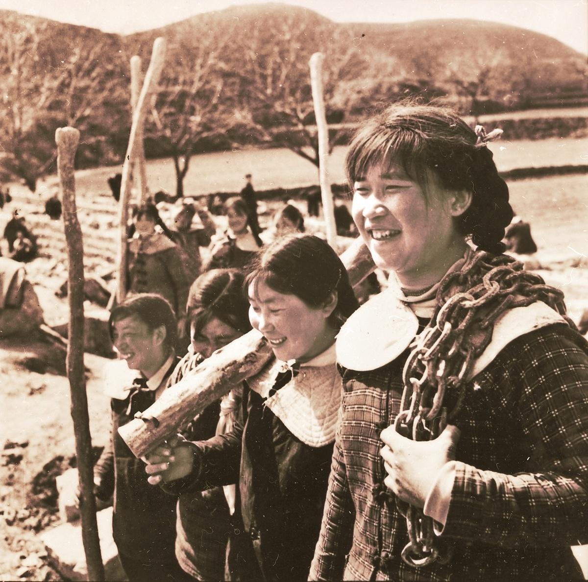 红旗渠位于河南省哪个市（红旗渠是谁带头修建的）