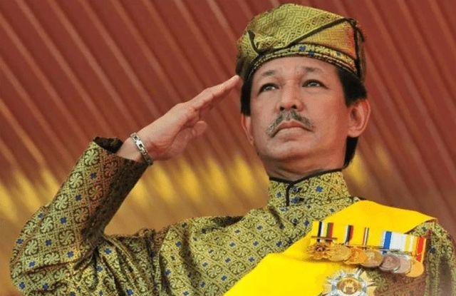 文莱亲王杰弗里后代（曾被评为世界上最挥霍的人）(1)