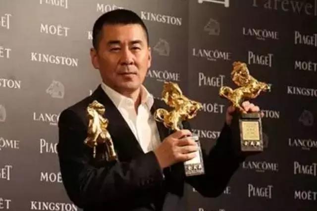 荒诞派剧作中最典型的一部剧(但这部荒诞喜剧的演员阵容太让人欲罢不能)(9)