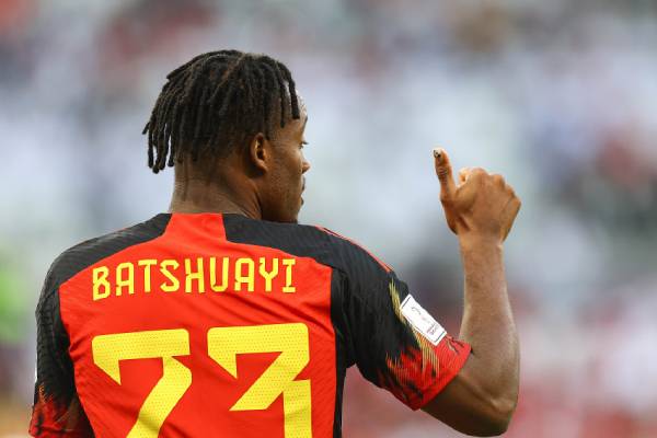 比利时球员的美甲是大熊猫