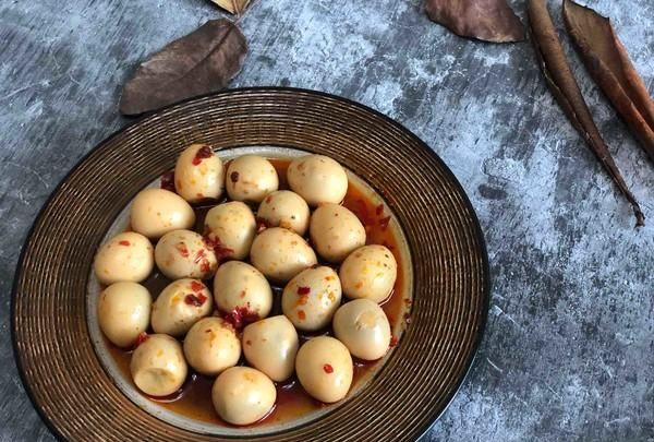 鹌鹑蛋煮多久熟,鹌鹑蛋要几分钟才能熟图10