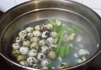 鹌鹑蛋煮多久熟,鹌鹑蛋要几分钟才能熟图7