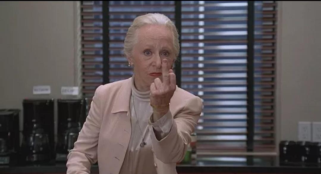 推荐几部笑到肚子疼的电影(二十部让人笑尿的高分爆笑喜剧)