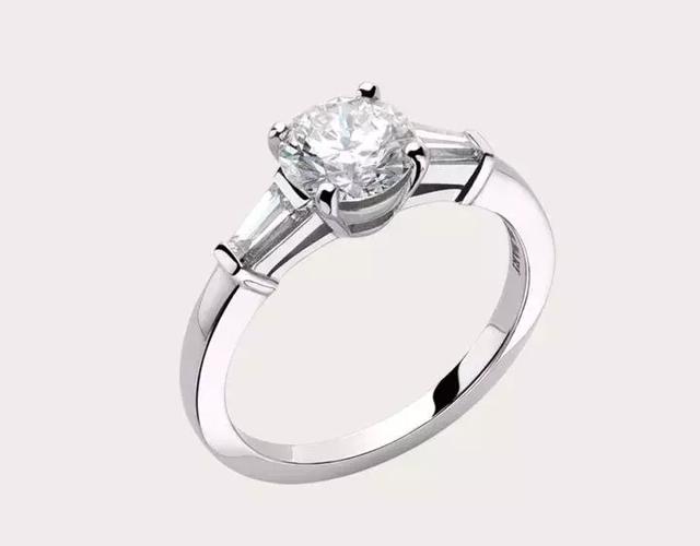 宝格丽经典款钻戒（卡地亚蒂芙尼宝格丽）(42)