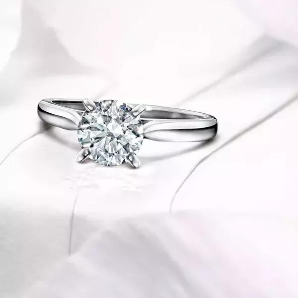 宝格丽经典款钻戒（卡地亚蒂芙尼宝格丽）(9)