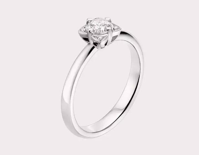 宝格丽经典款钻戒（卡地亚蒂芙尼宝格丽）(28)