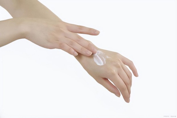 网上推荐贵妇膏效果作用到底怎么样，贵妇膏真的有那么好吗