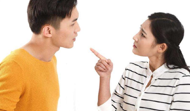 跟女朋友冷战怎么和好（冷战怎么和好第一句说什么）(图2)