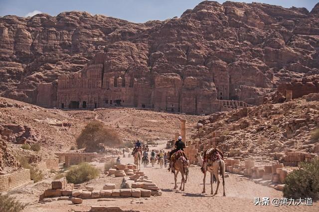 黎巴嫩是哪个洲哪个国家？人口有多少？