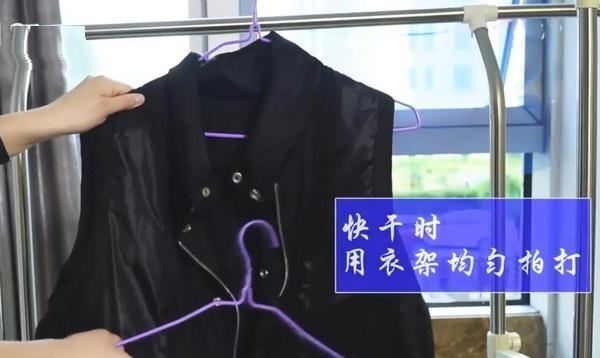 衣服洗了里面一坨一坨的怎么办,羽绒服洗后成一坨一坨的怎么办是质量问题吗图9