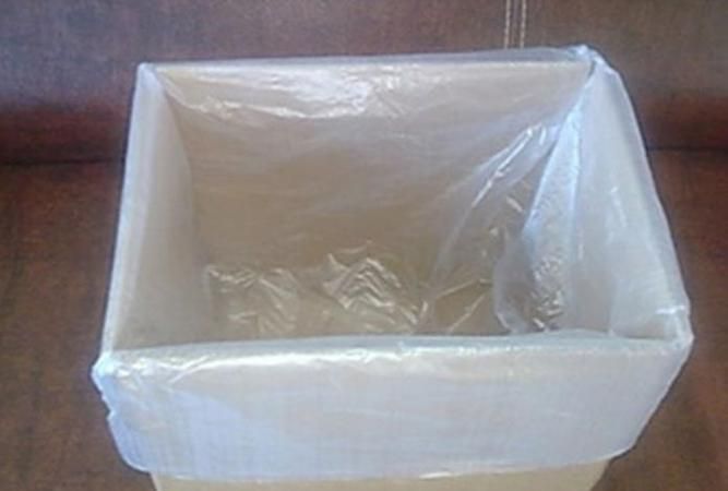 烤漆门上的塑料薄膜老化怎么清理