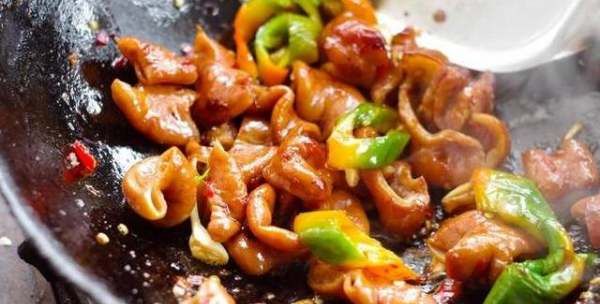 猪肠怎么炒才脆,怎样炒猪大肠能使口感比较脆一点图3