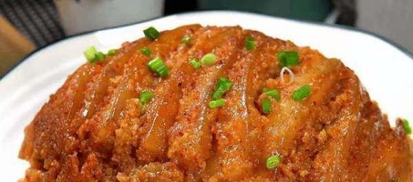 怎么防止粉蒸肉很多水,做粉蒸肉为什么要放土豆图3