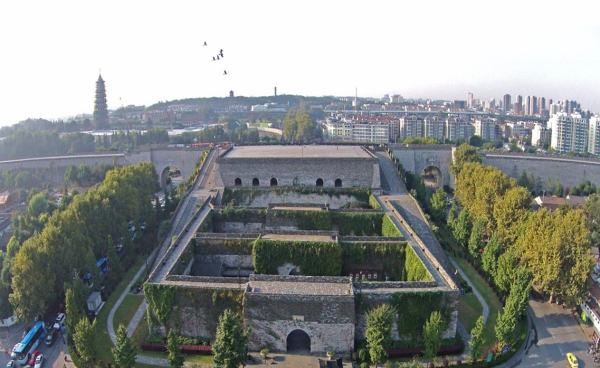 翁城是什么地方,什么是瓮城?它的最大作用是什么?图8