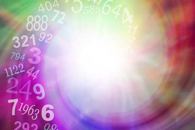 金字塔到底隐藏着什么秘密(埃及金字塔的神秘数字是多少)