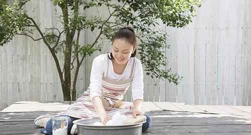 梅雨季节衣服有味道怎么办,雨天衣服不干有味道怎么办图5