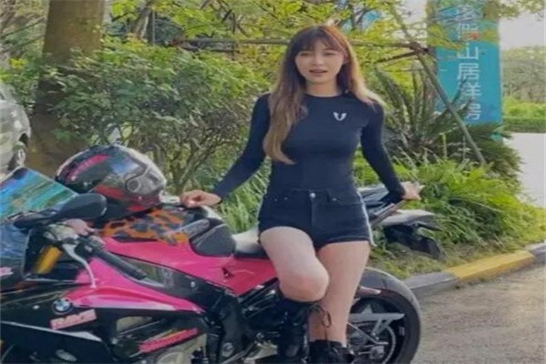 哈尼克孜火烧赤壁是什么梗?深海鱼7分钟是什么梗