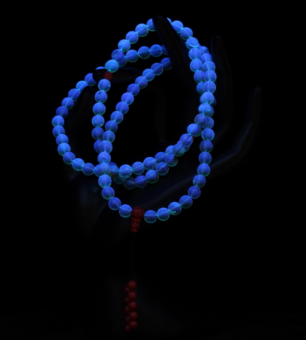 如何区分蓝珀真假（蓝珀怎么鉴别真假）(图2)