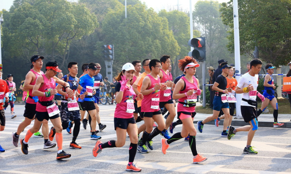 马拉松起源,马拉松的起源是什么图1