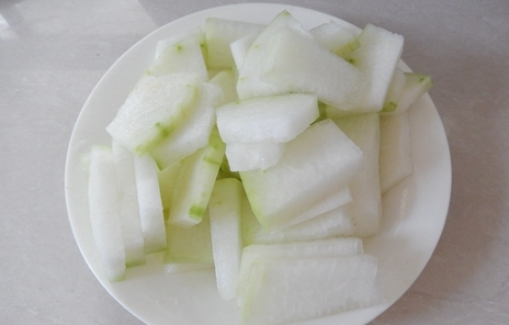 炒冬瓜怎么做好吃,冬瓜怎样炒好吃图2