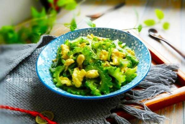 苦瓜怎么炒才好吃,怎样炒苦瓜苦瓜不苦图3