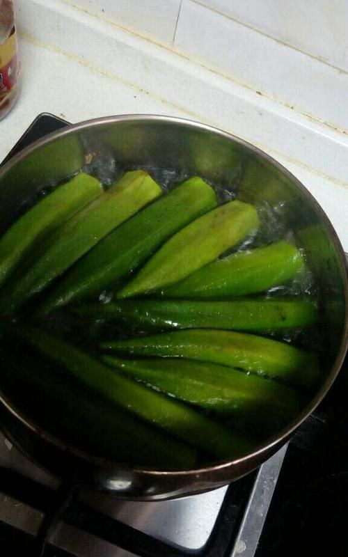 秋葵很涩是因为没煮熟吗