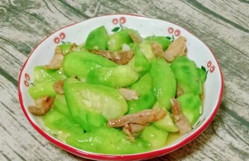 带棱的丝瓜怎么做,清炒有棱丝瓜怎么做好吃窍门