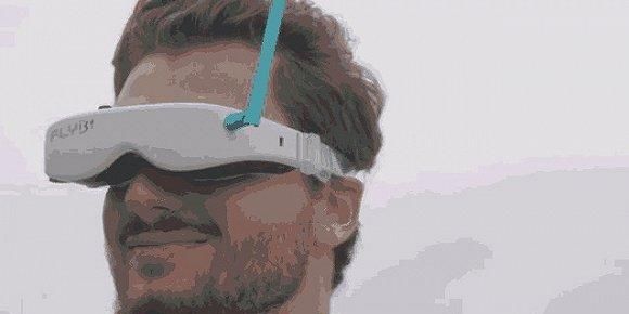 飞机上能带眼镜护理液吗